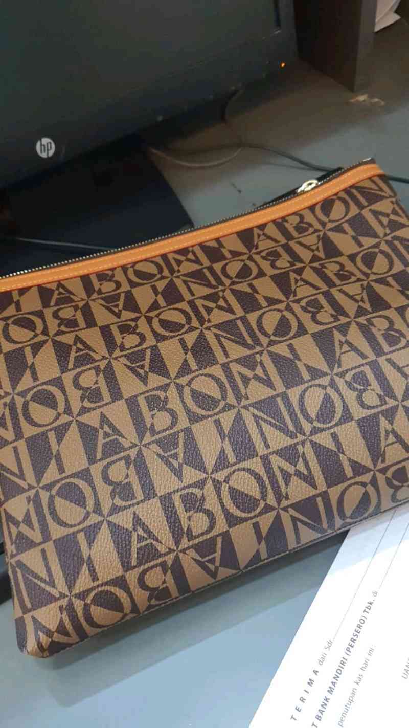 Bonia clutch sales