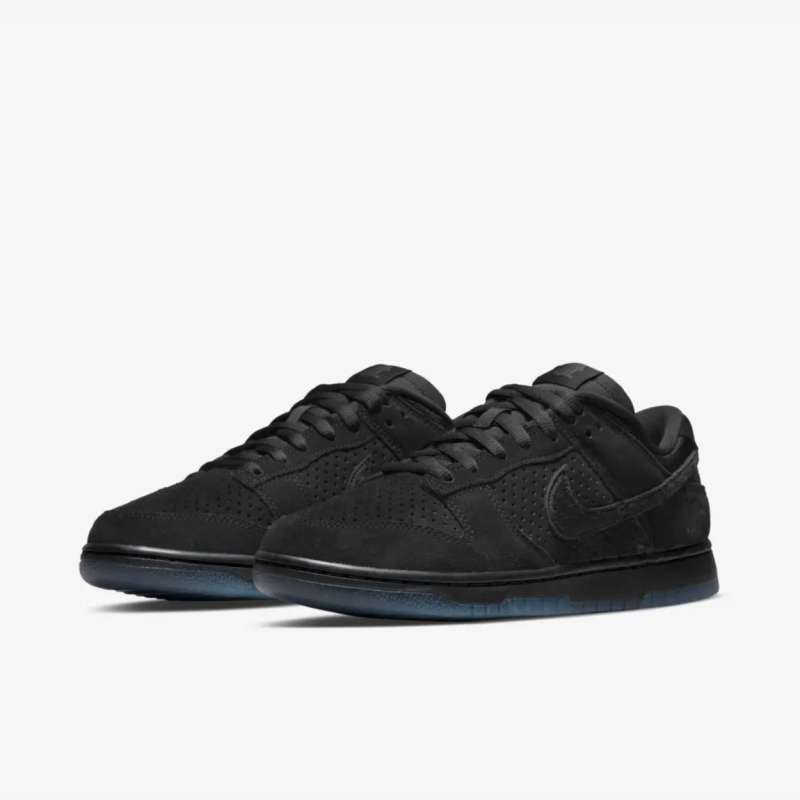 Nike undefeated harga shop