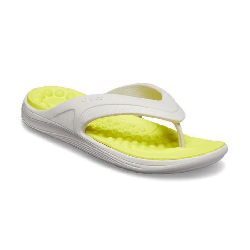 crocs rivera flip flops