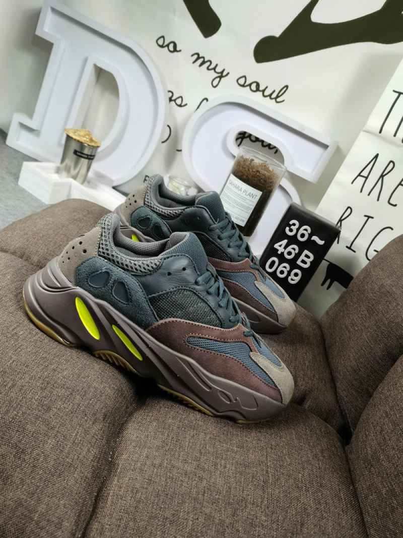 Jual Adidas YEEZY 700V2 Men's Women's sneakers running shoes ...