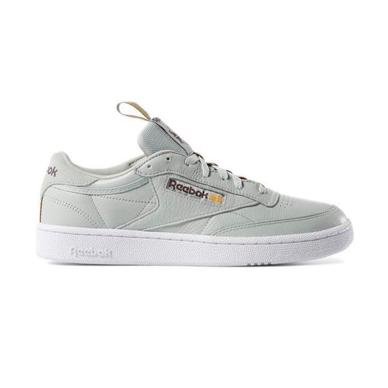 harga reebok club c 85