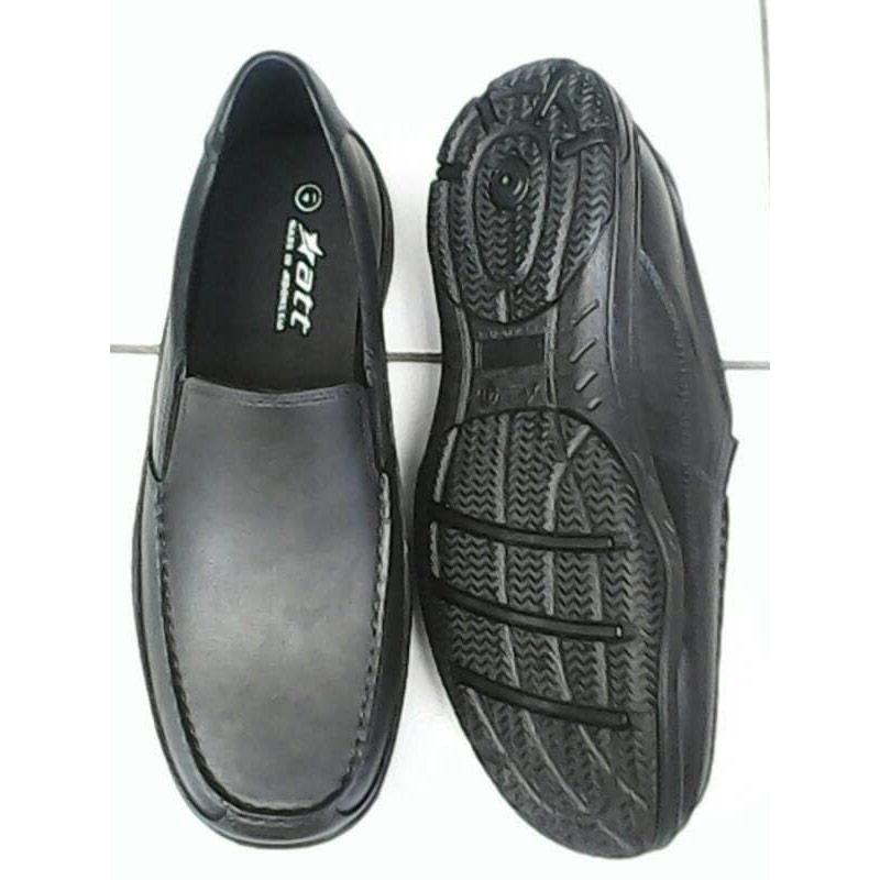 Jual Oem Lbagstore Sepatu Karet Anti Air Hujan Pria Black Att Ab 350 Online September 2020 Blibli Com