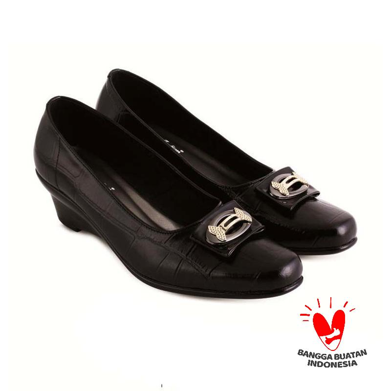 Sepatu wedges 218 outlet