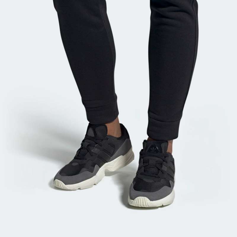 Jual SEPATU ADIDAS ORIGINAL MENS YUNG 96 EE7245 di Seller REVEL