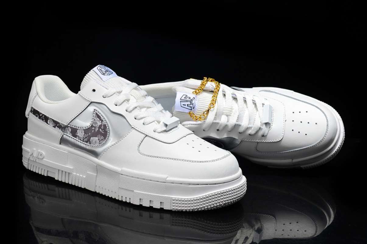 Jual Nike Air Force 1 Pixel Men Women Running Shoes NF22 - 38 di Seller  BYBSTORES - China | Blibli
