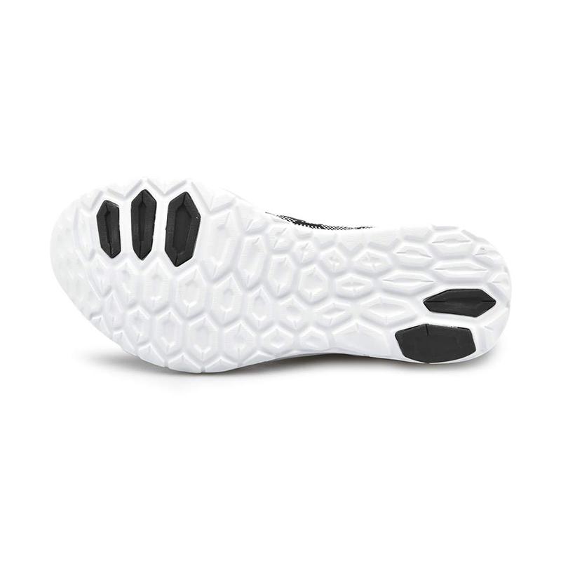 new balance running shoes hk