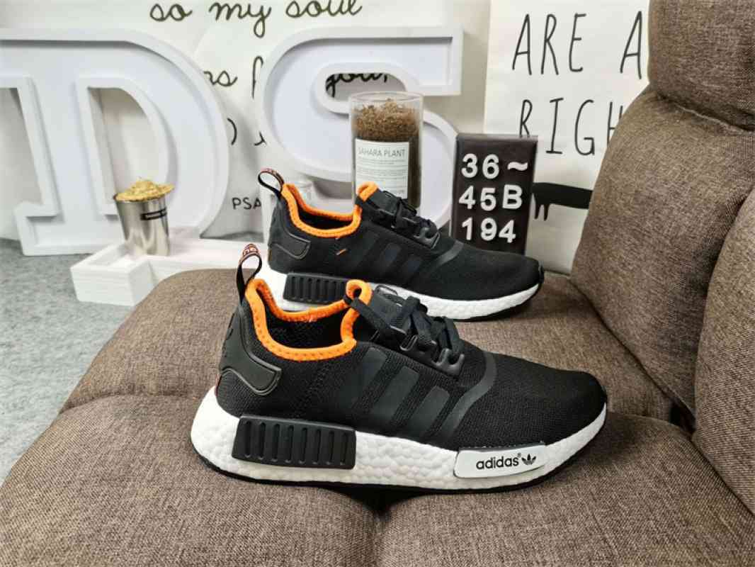Jual Adidas NMD R1 Men Women Sports 