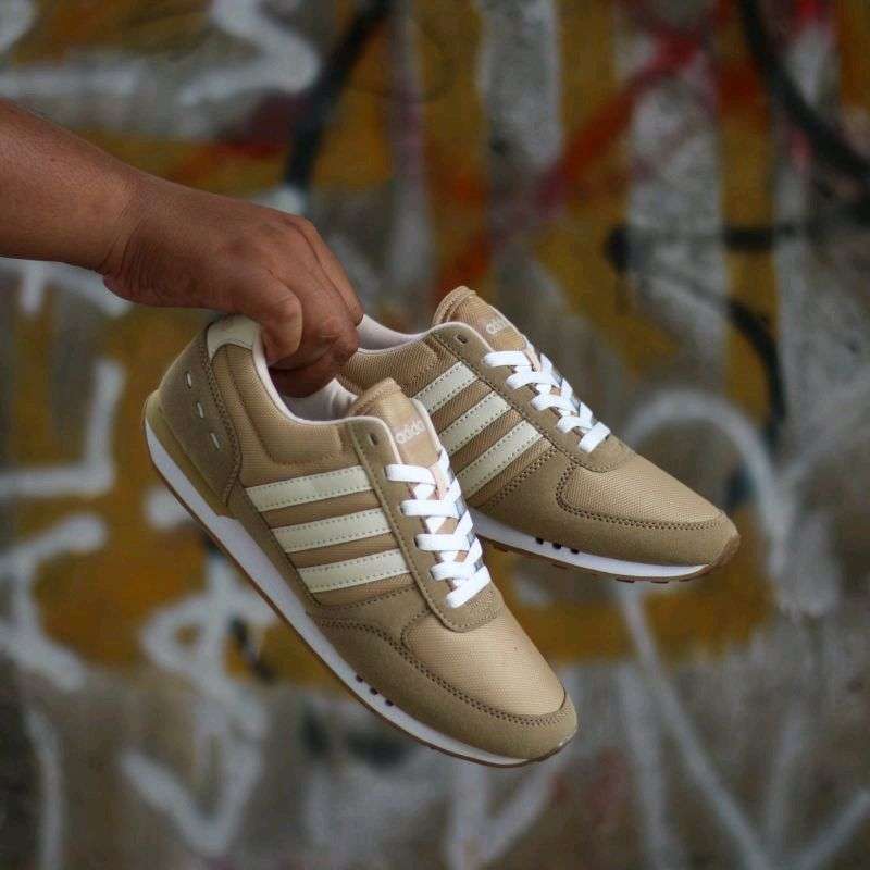 Promo sepatu ADIDAS NEO CITY RACER (NCR 