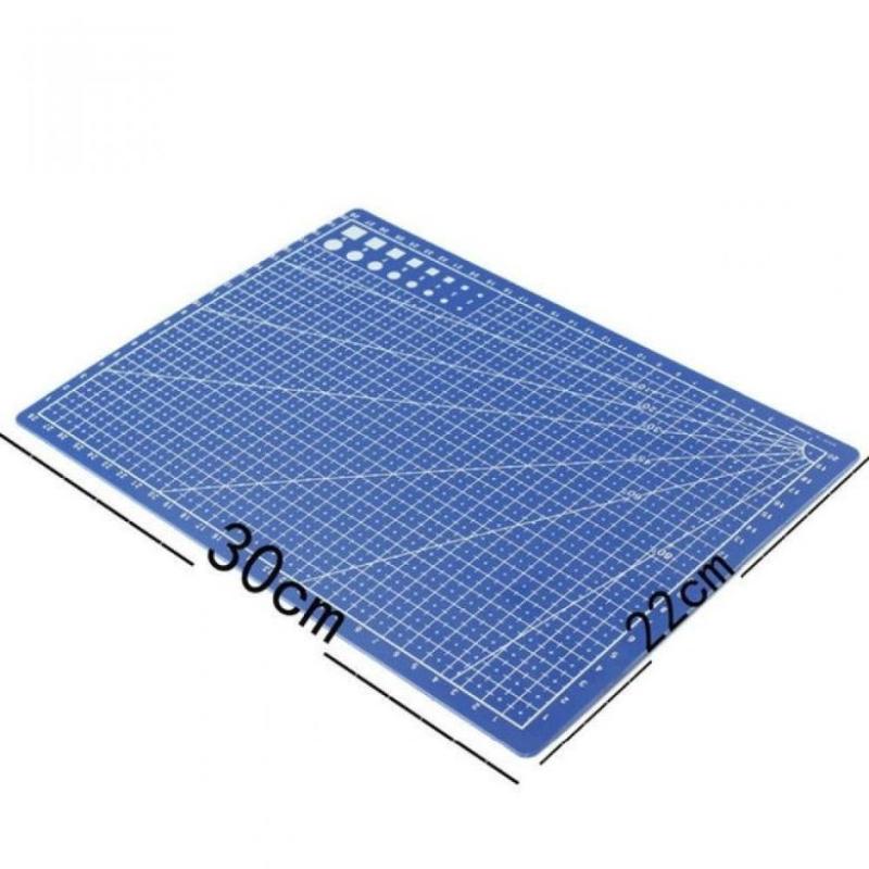 Jual H Ikea Cutting Mat Double Sized Suitable For Sewing Quilting Arts Crafts 30x22 Cm Murah September 2020 Blibli Com