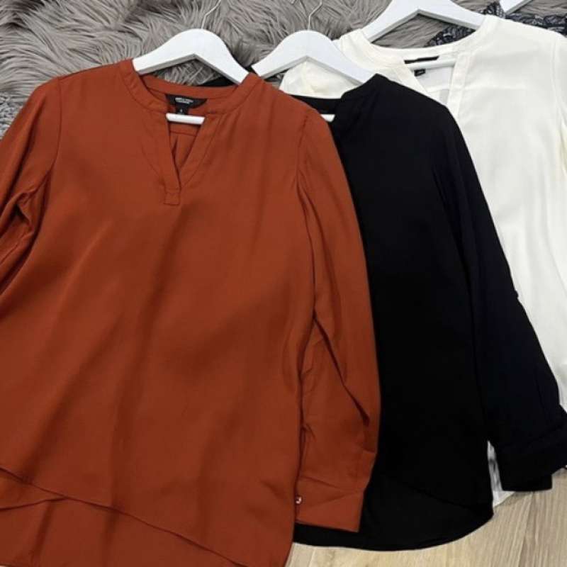 Vera wang blouses top