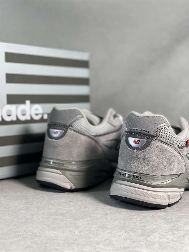 Nb 18 mens top
