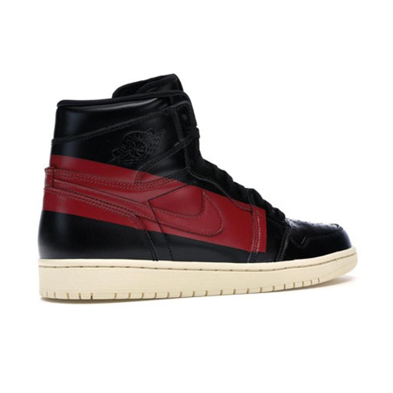 Jual NIKE Air Jordan 1 Retro High OG 