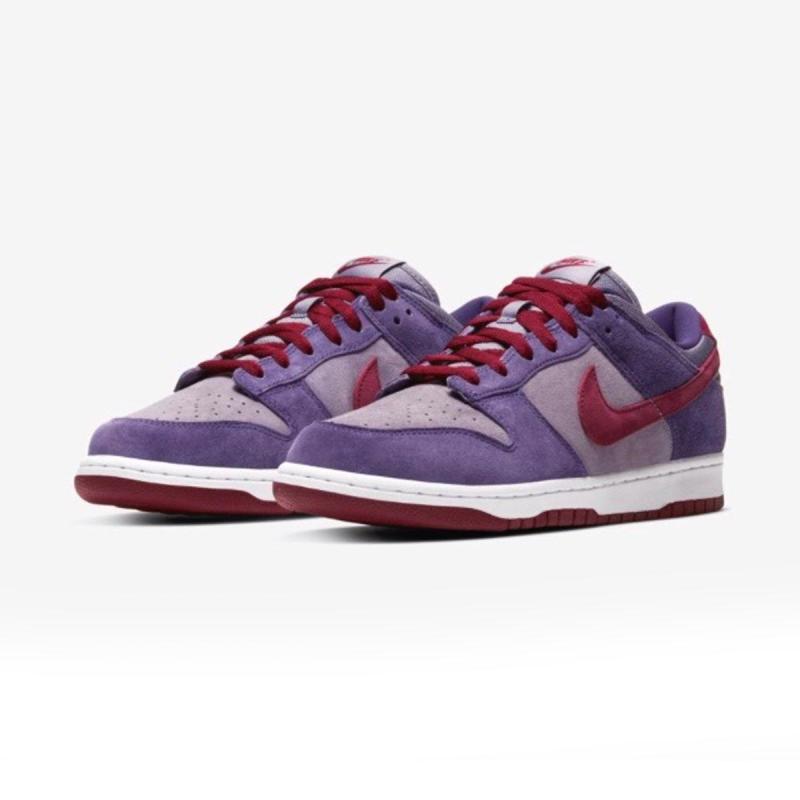 dunk low plum nike