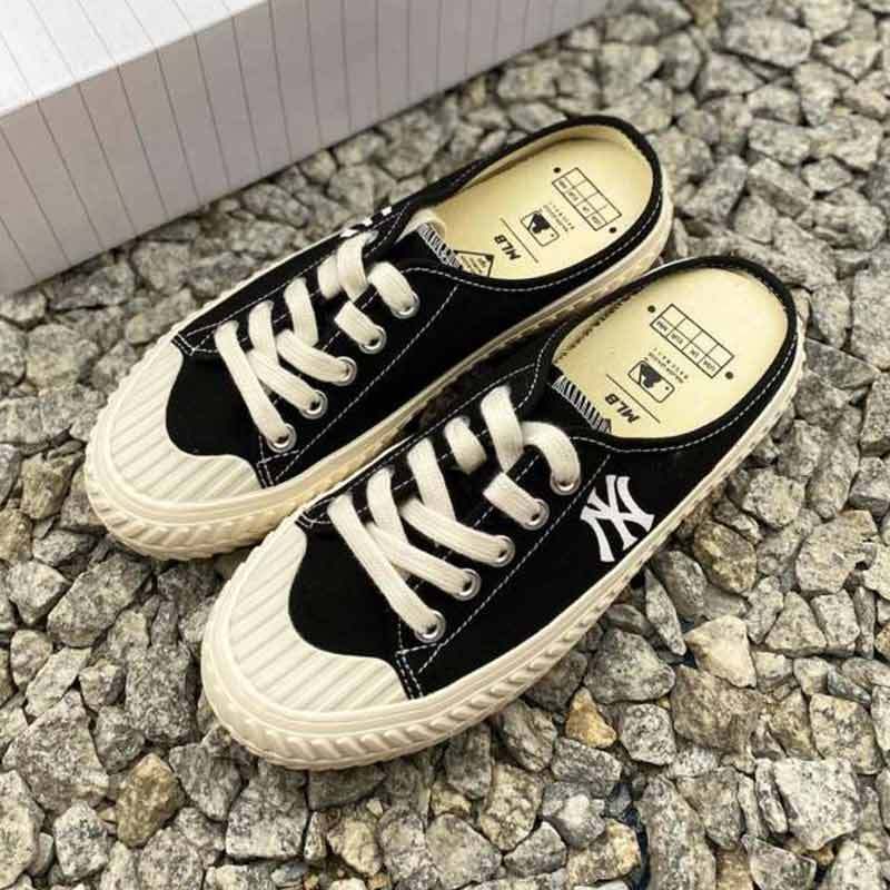 Baseball canvas shoes