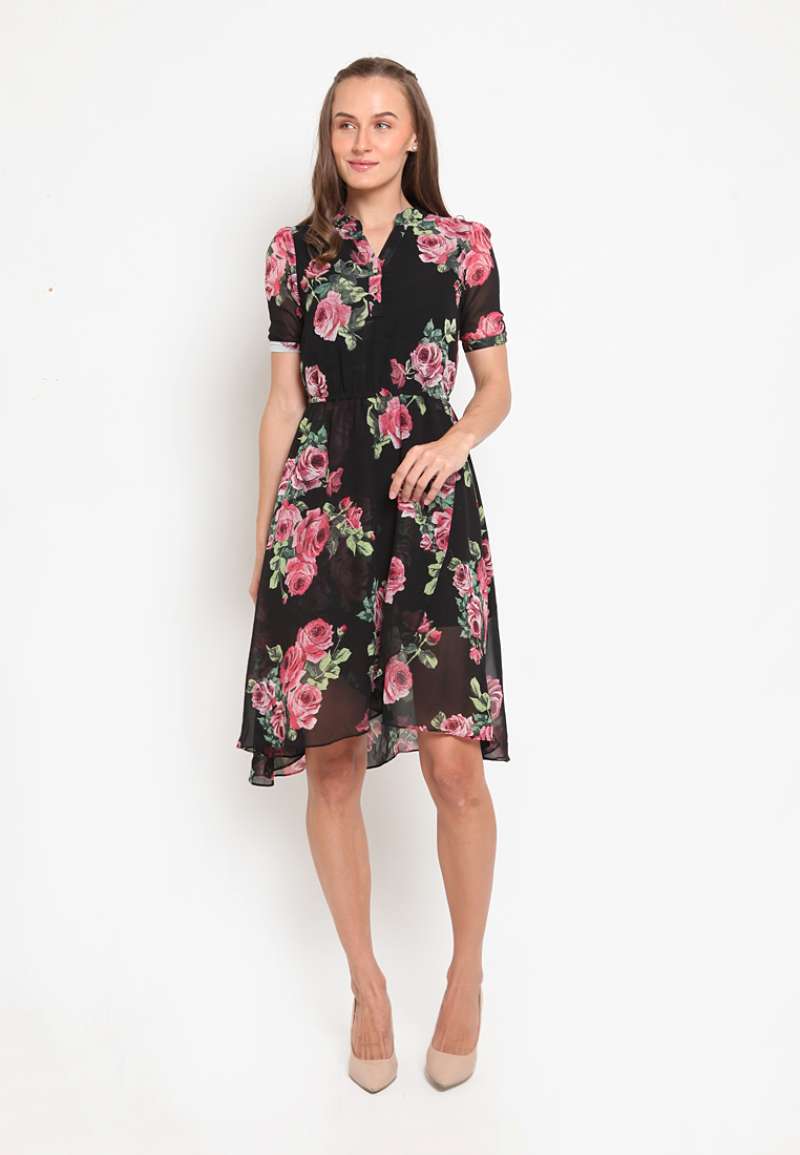 rose black dress