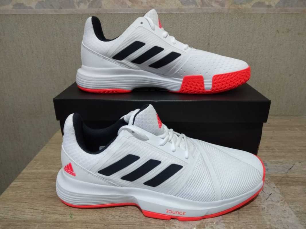 Jual Adidas Courtjam Bounce Sepatu Tenis Tennis Shoes Online Desember 2020 Blibli