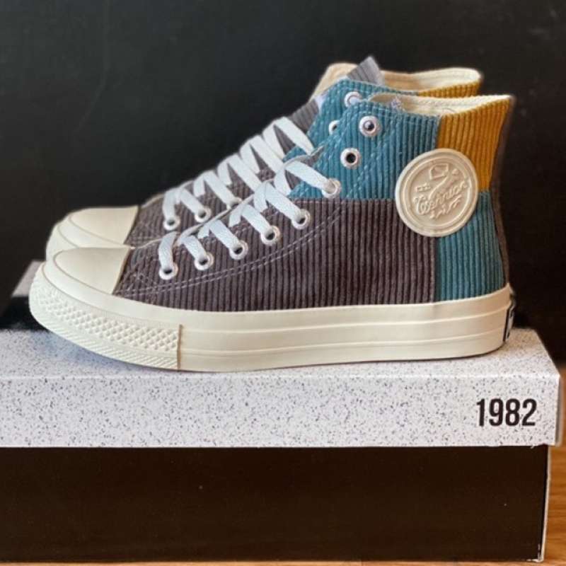 Jual Sepatu Warrior Sparta Rainbow Hc Grey Online Oktober 2020 Blibli Com