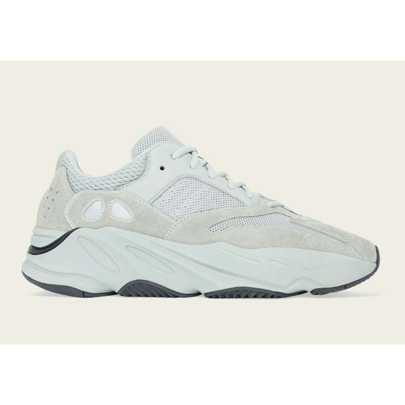 harga sepatu adidas yeezy boost 700