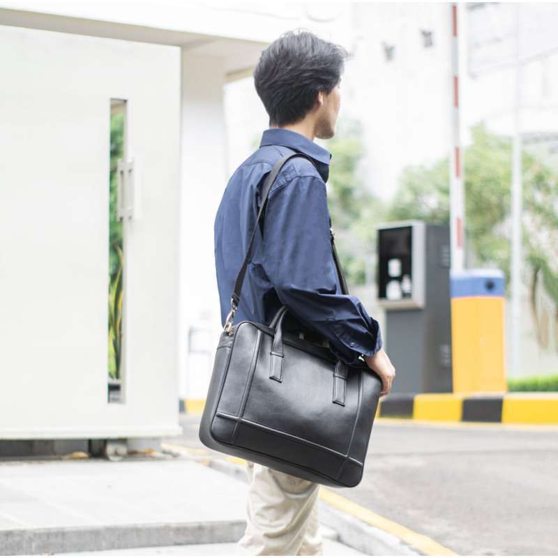 The Daily Smith Hassèl Working Bag Tas Kerja Selempang Laptop