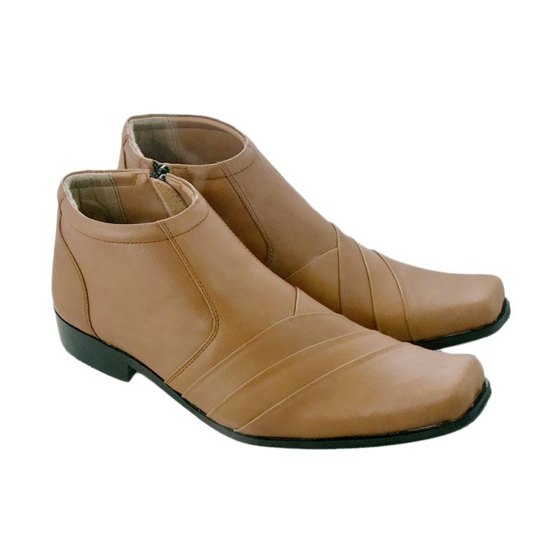 Golfer Cloni Leather Thentic Boots Sepatu Pria - Tan
