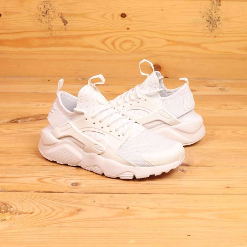 triple white nike huarache