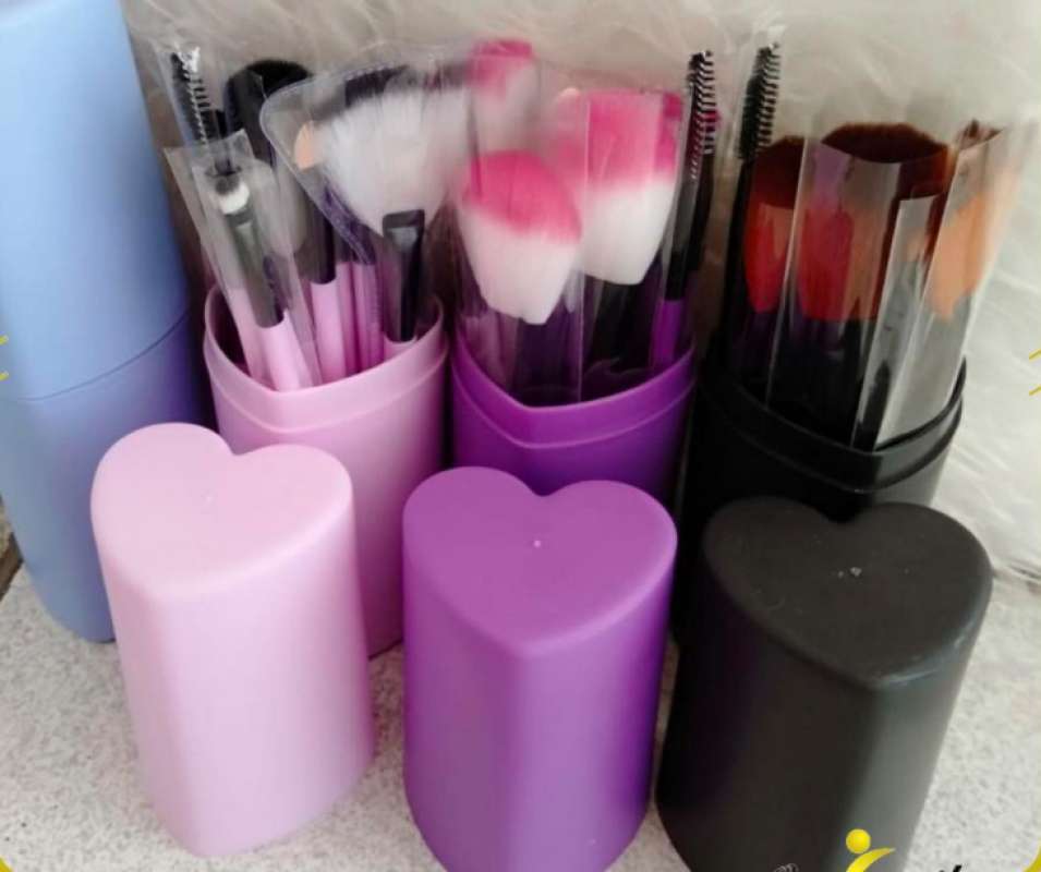 alat make up highlighter