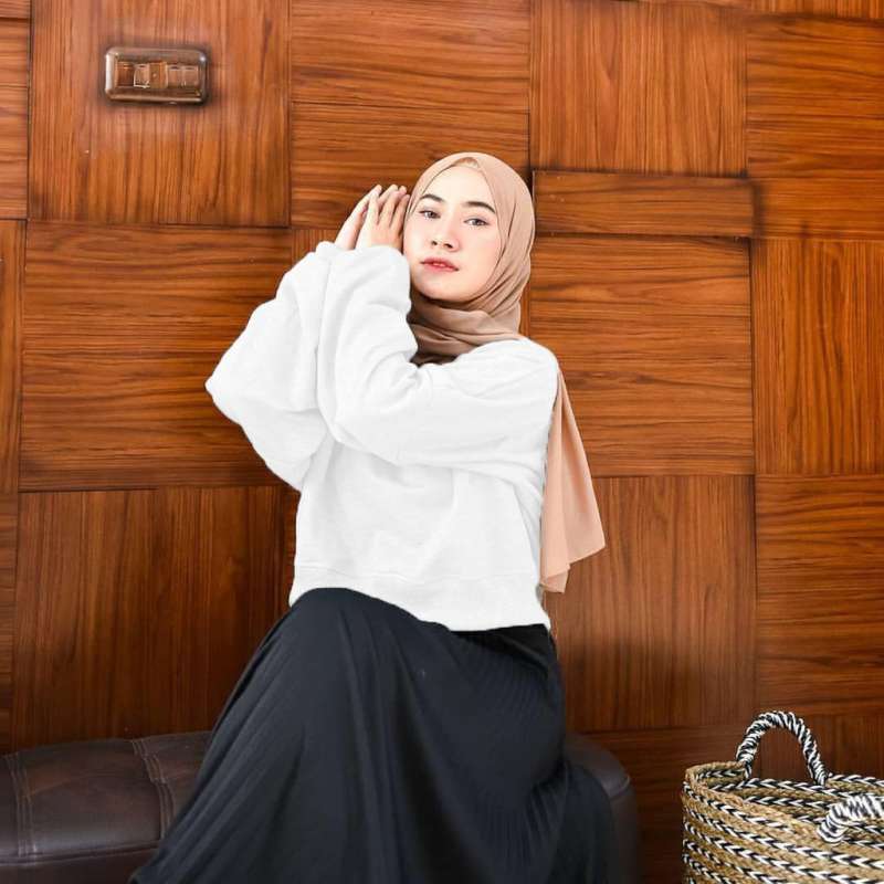 Jual Sweter Crop Cewek Sweater Crop Wanita Sweter Oversize Crop Top Sweater  Tebal - Putih Semua Ukuran di Seller Halwa Shop - Muktisari, Kab. Ciamis |  Blibli