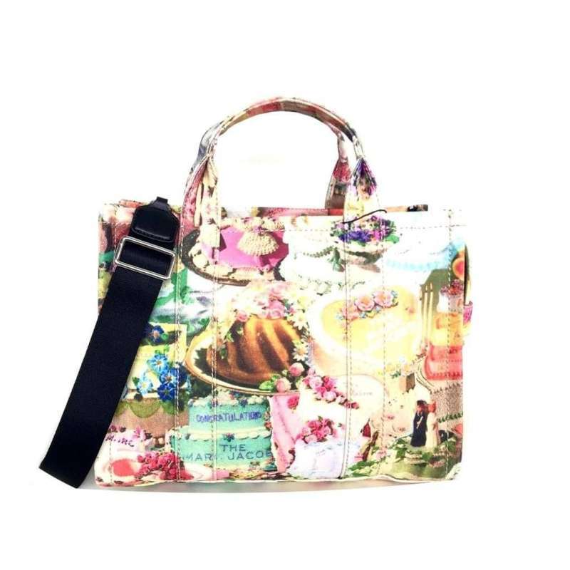 Marc Jacobs Cake Traveler Tote 2024 favors