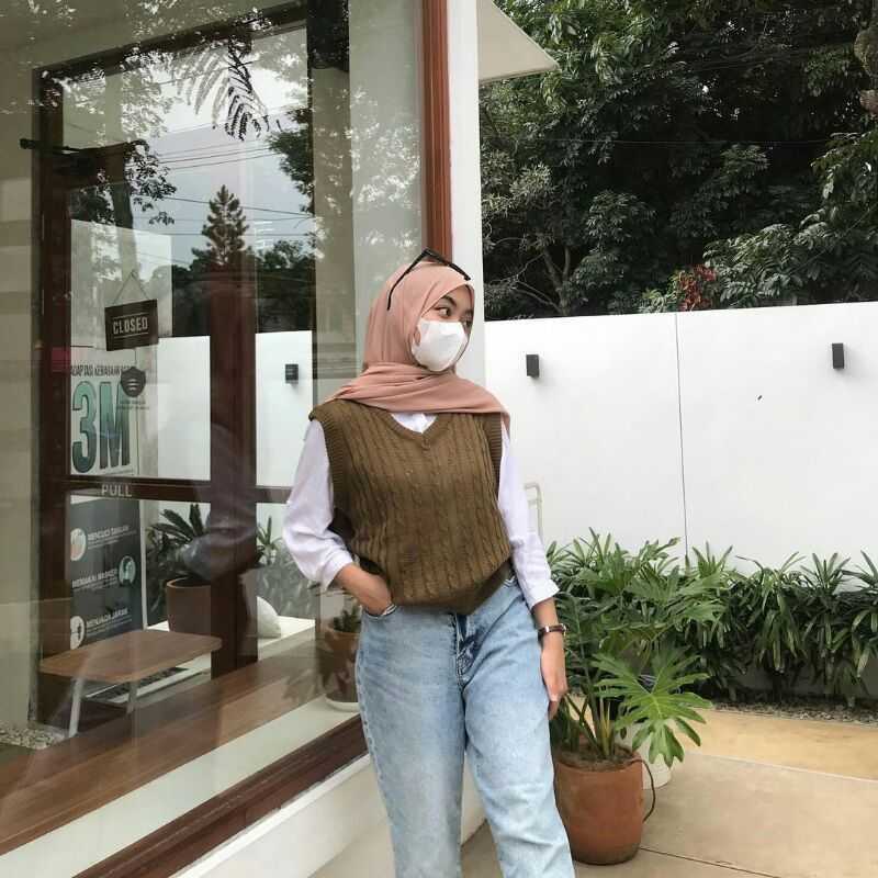 Ootd rompi rajut