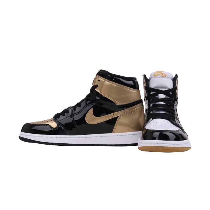 nike air jordan gold black