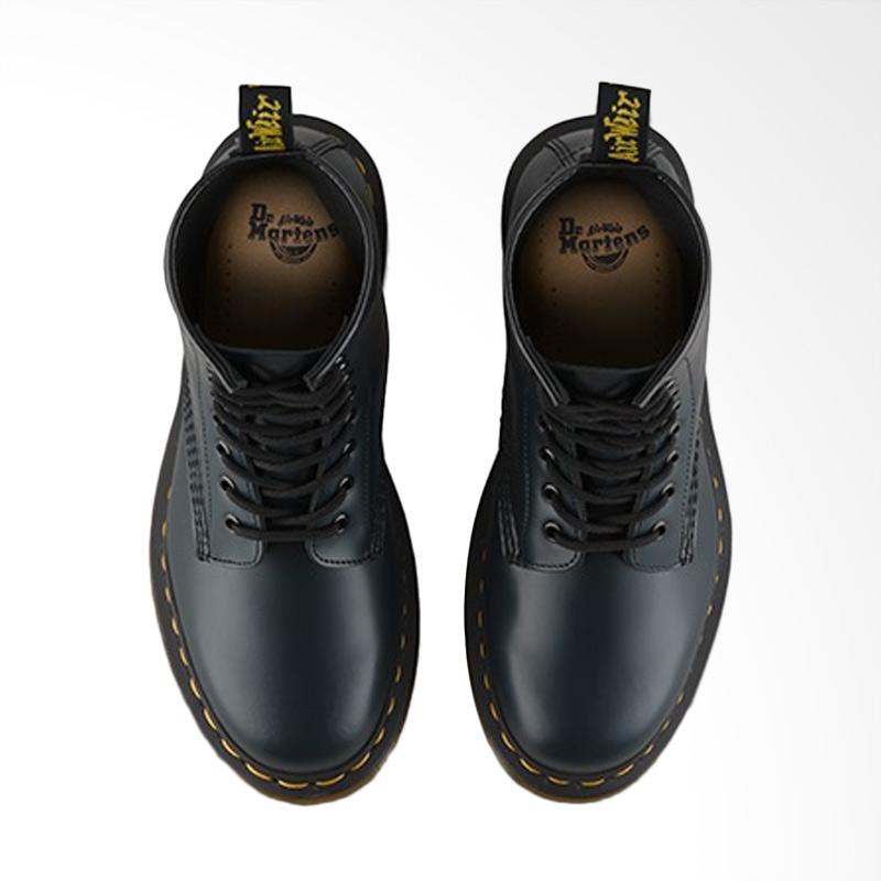dr martens 1460 smooth 8 eye boot