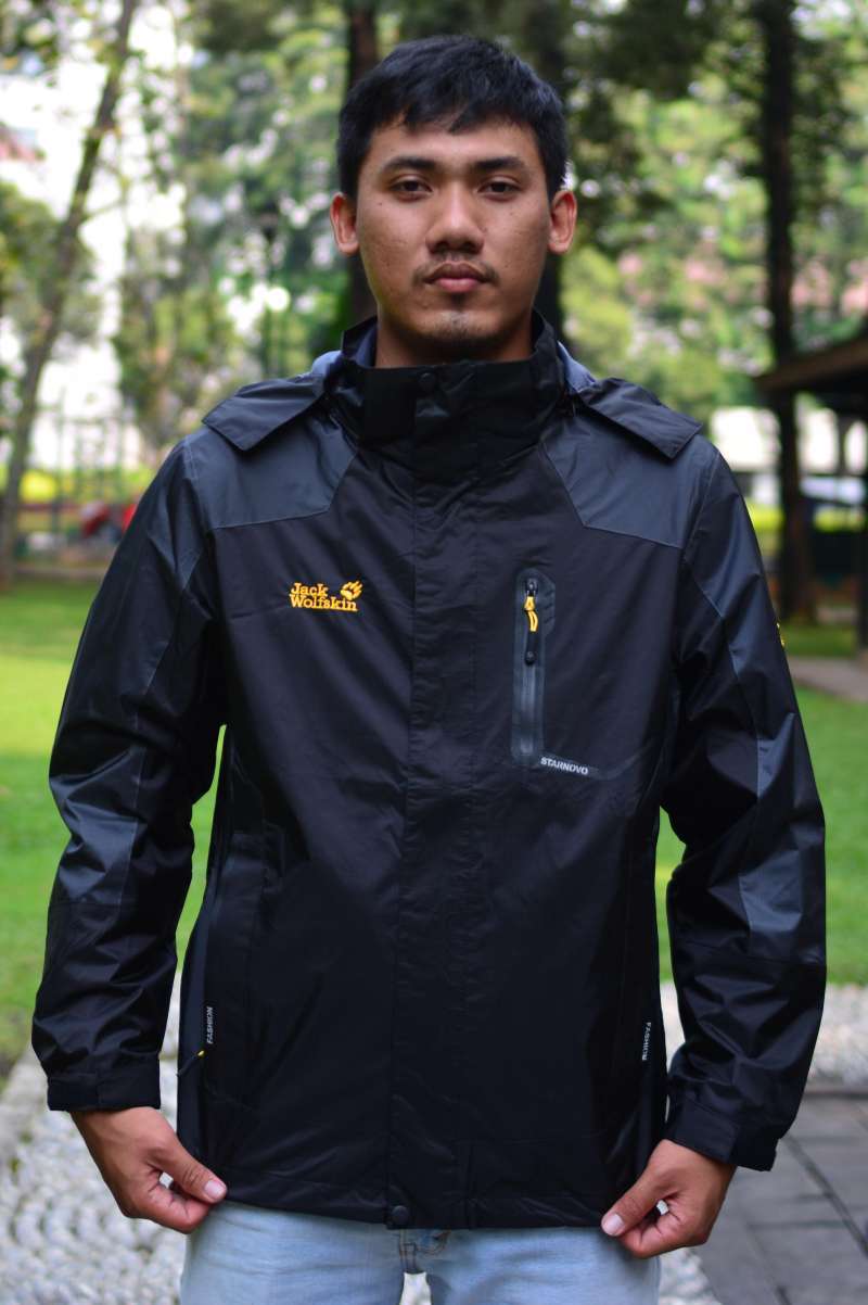 Jaket jack wolfskin store