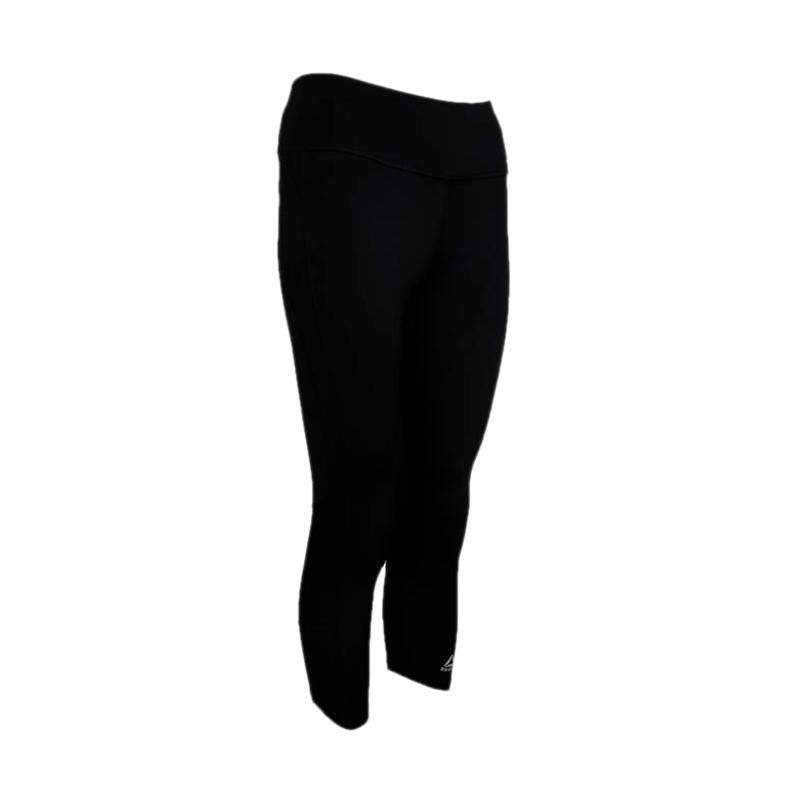 reebok run tight