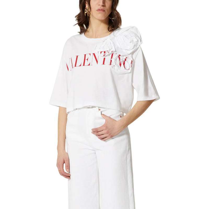 Promo Valentino Garavani Rose Blossom Cropped T-shirt White/Red di Seller  voila.id Official Store - Kota Surabaya, Jawa Timur | Blibli