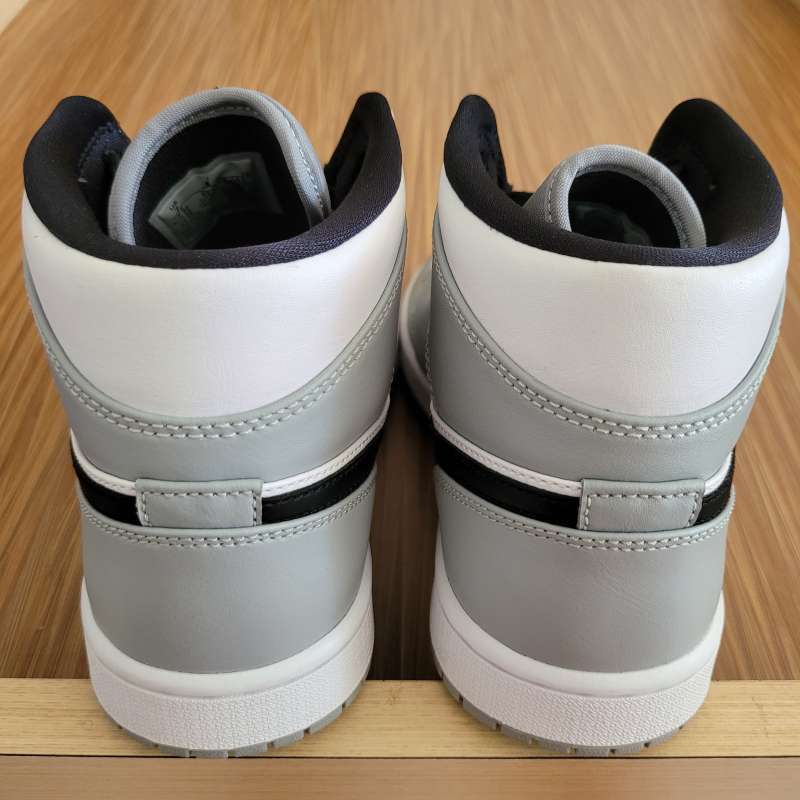 Air Jordan Mid Light Smoke Grey || wolf grey chicago black white toe