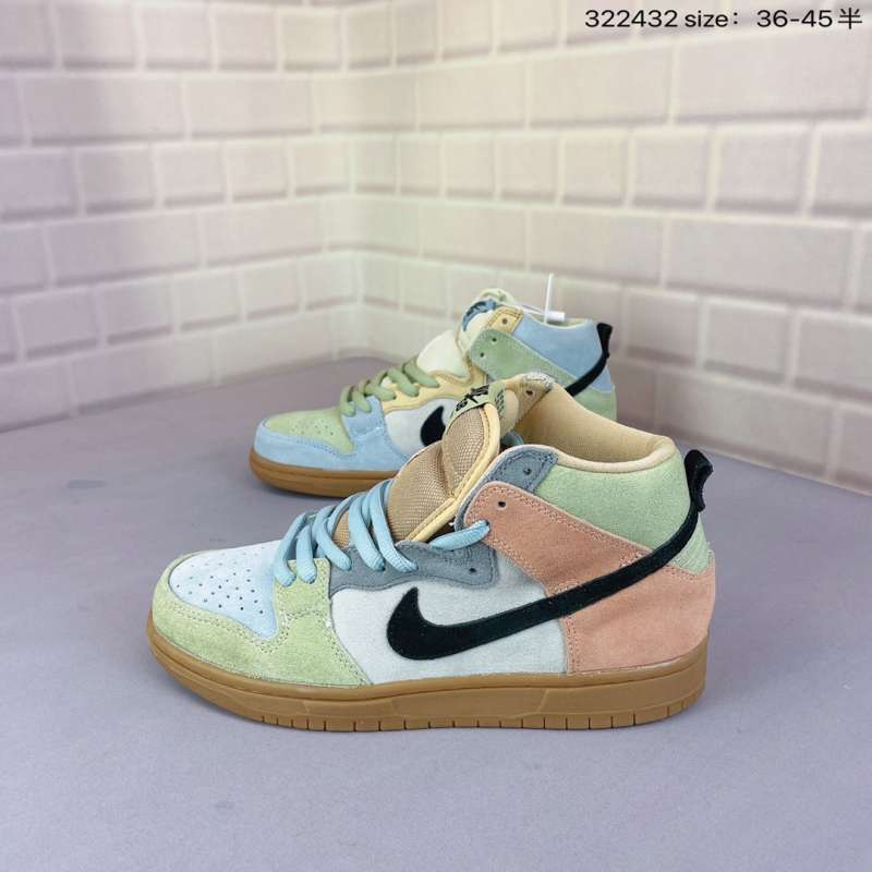 Jual NIKE SB Dunk High spectrum and colored egg are designed to dress up  mandarin ducks in colors, and are injected into suede toe shoes with low  sat - 39 di Seller