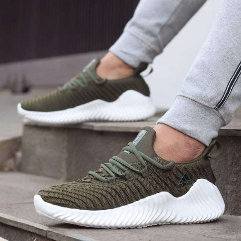 Adidas boost top kaki