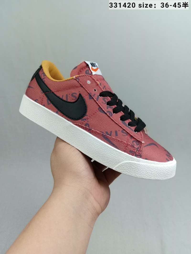 Promo NIKE Blazer Mid x Levi's Strauss 