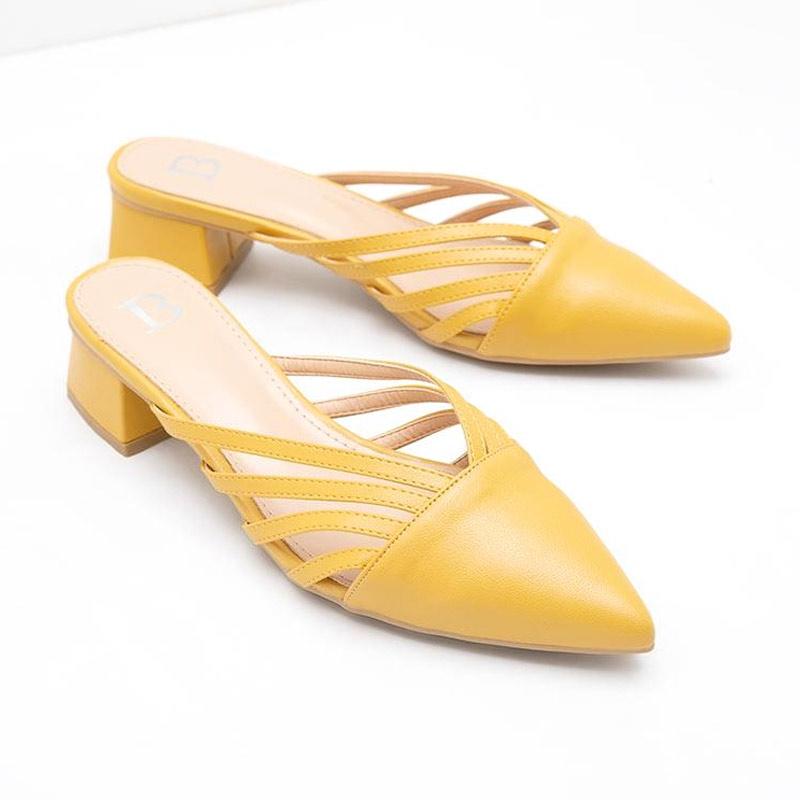 Jual Berrybenka Jisela Avva Basic Mules Sandal Wanita Mustard Online November 2020 Blibli Com