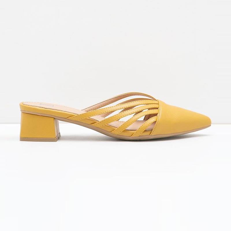 Jual Berrybenka Jisela Avva Basic Mules Sandal Wanita Mustard Online November 2020 Blibli Com