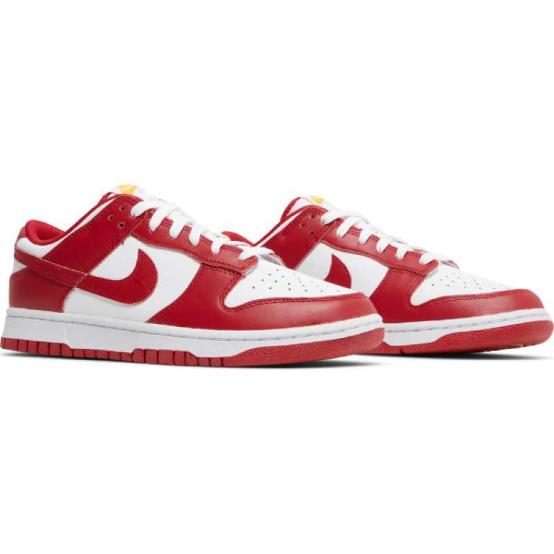 dunk low retro red