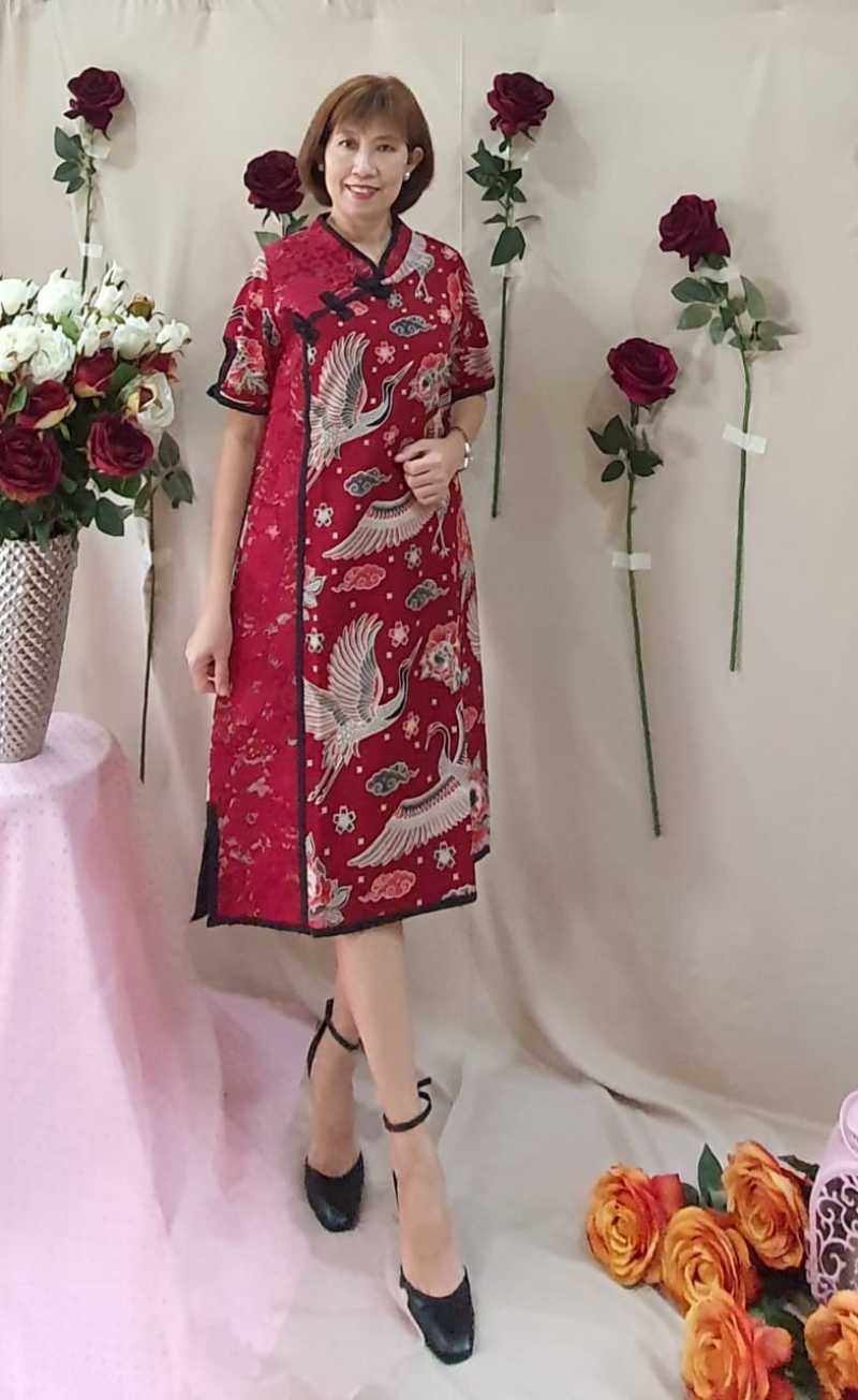 Dress batik merah 2025