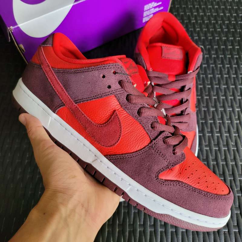 Nike SB Dunk Low Pro Cherry Fruity Pack || black maroon red