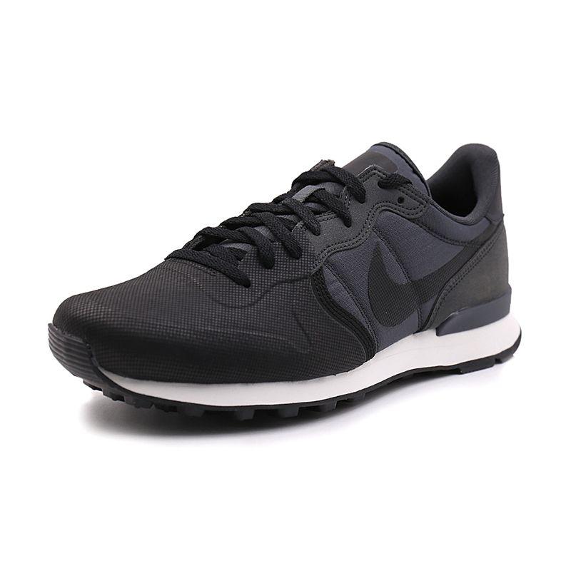 harga nike internationalist