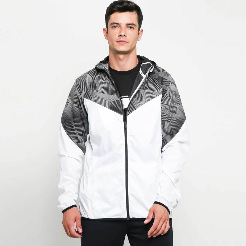 Jual PUMA Men Running Last Lap Graphic Jacket Olahraga Pria
