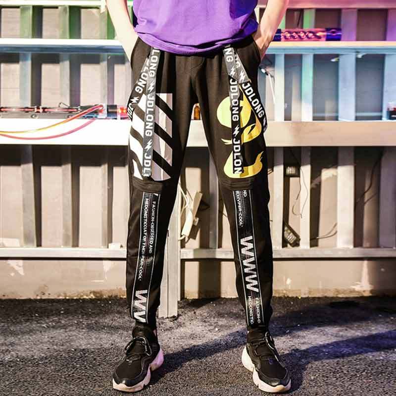 Jual Mta 6694500 Hiphop Oversize Leisure Mode Korea Celana Fashion Pria Online Maret 2021 Blibli Mulai dari santai di rumah, pergi kuliah, berkunjung ke saudara atau sahabat, traveling ke luar kota, bahkan nyaman juga dipakai saat menghadiri kajian di masjid. mta 6694500 hiphop oversize leisure mode korea celana fashion pria