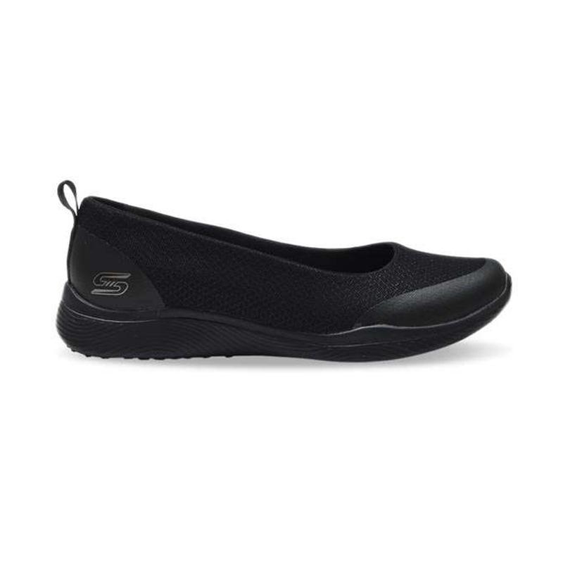 يوجد شارب مائل skechers sport active 