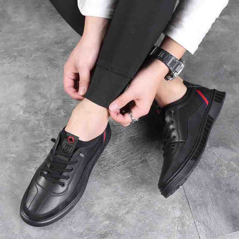 Jual Sepatu Pria Sepatu Kasual Original Import Gaya Terbaru Trendy Sepatu Kerja Gaya Sport Nyaman Dipakai Online Oktober 2020 Blibli Com