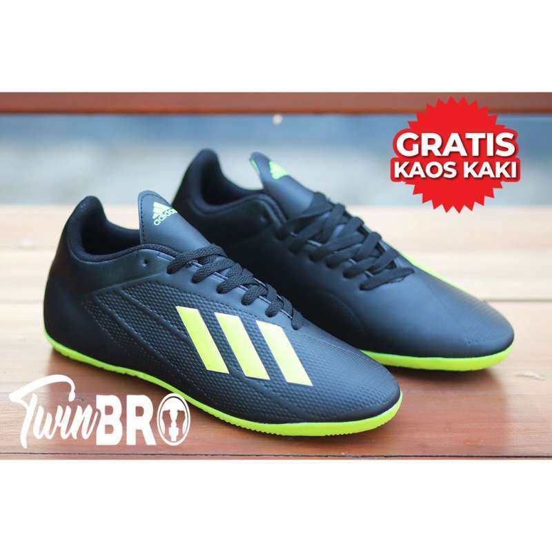 X18 futsal clearance