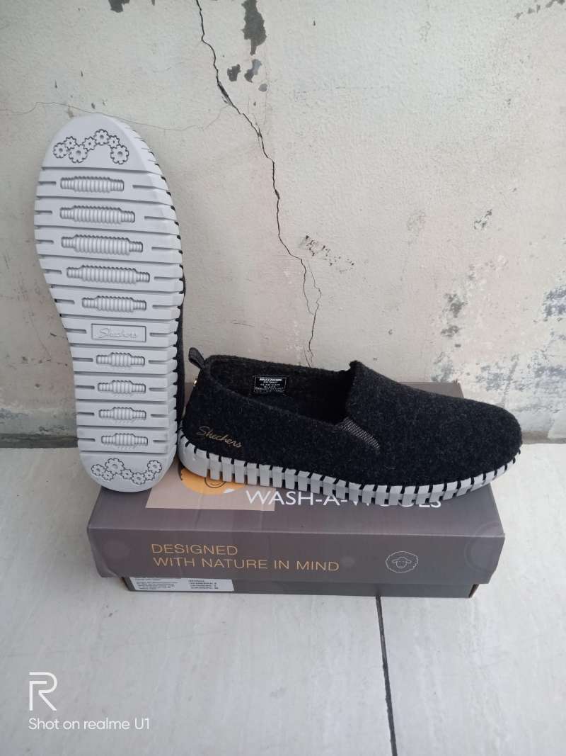 Wool di Seller Om'enon shop 